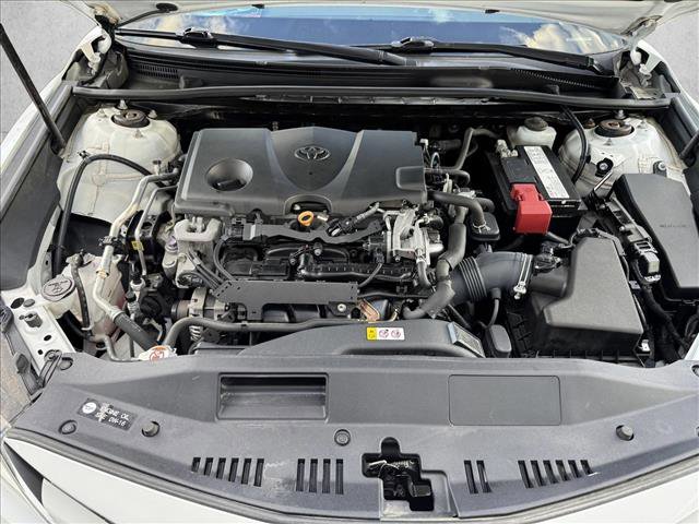 Used 2019 Toyota Camry LE FWD image 21