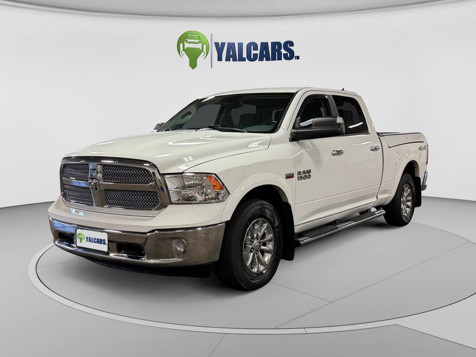 Used 2018 RAM 1500 SLT AWD/4WD image 1