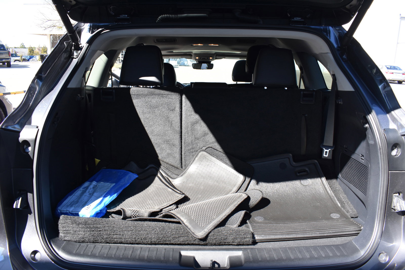 Used 2024 Toyota Highlander Limited image 34