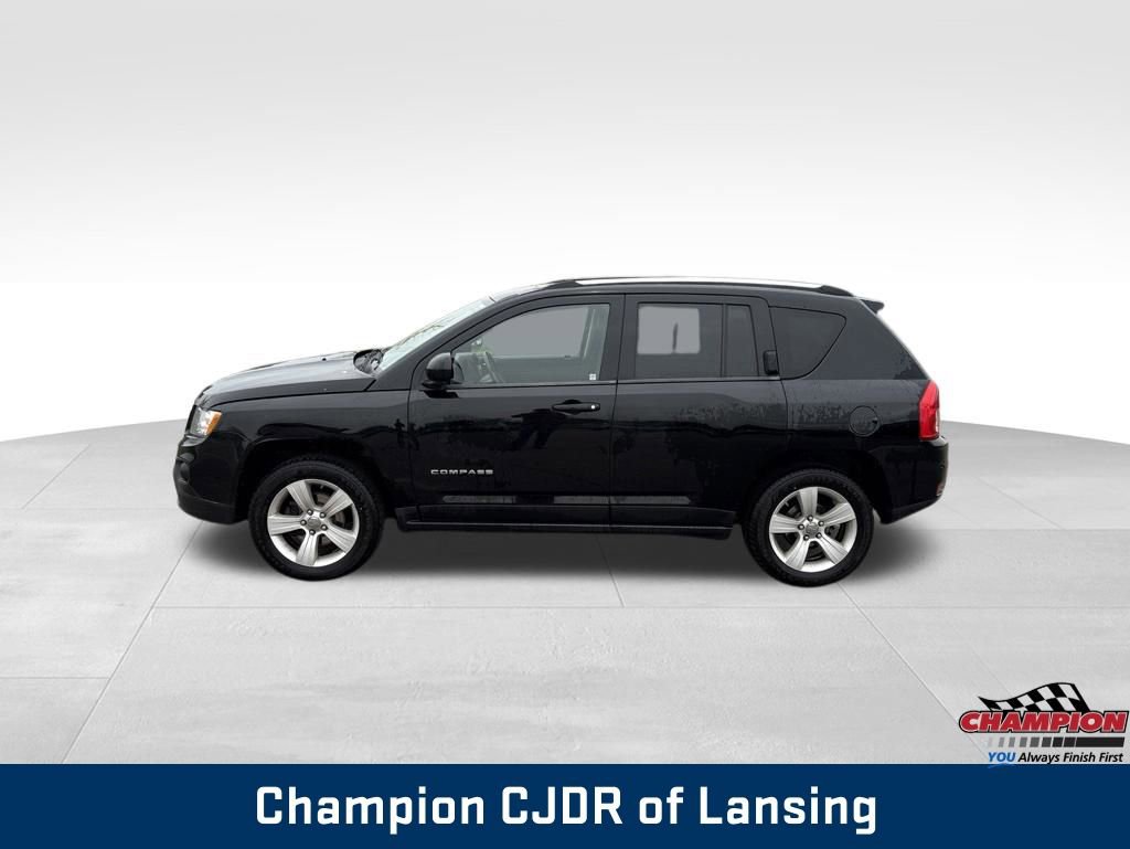 Used 2012 Jeep Compass Latitude AWD/4WD image 2