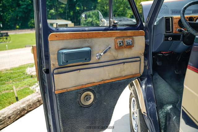 Used 1988 Chevrolet G20 RWD image 22