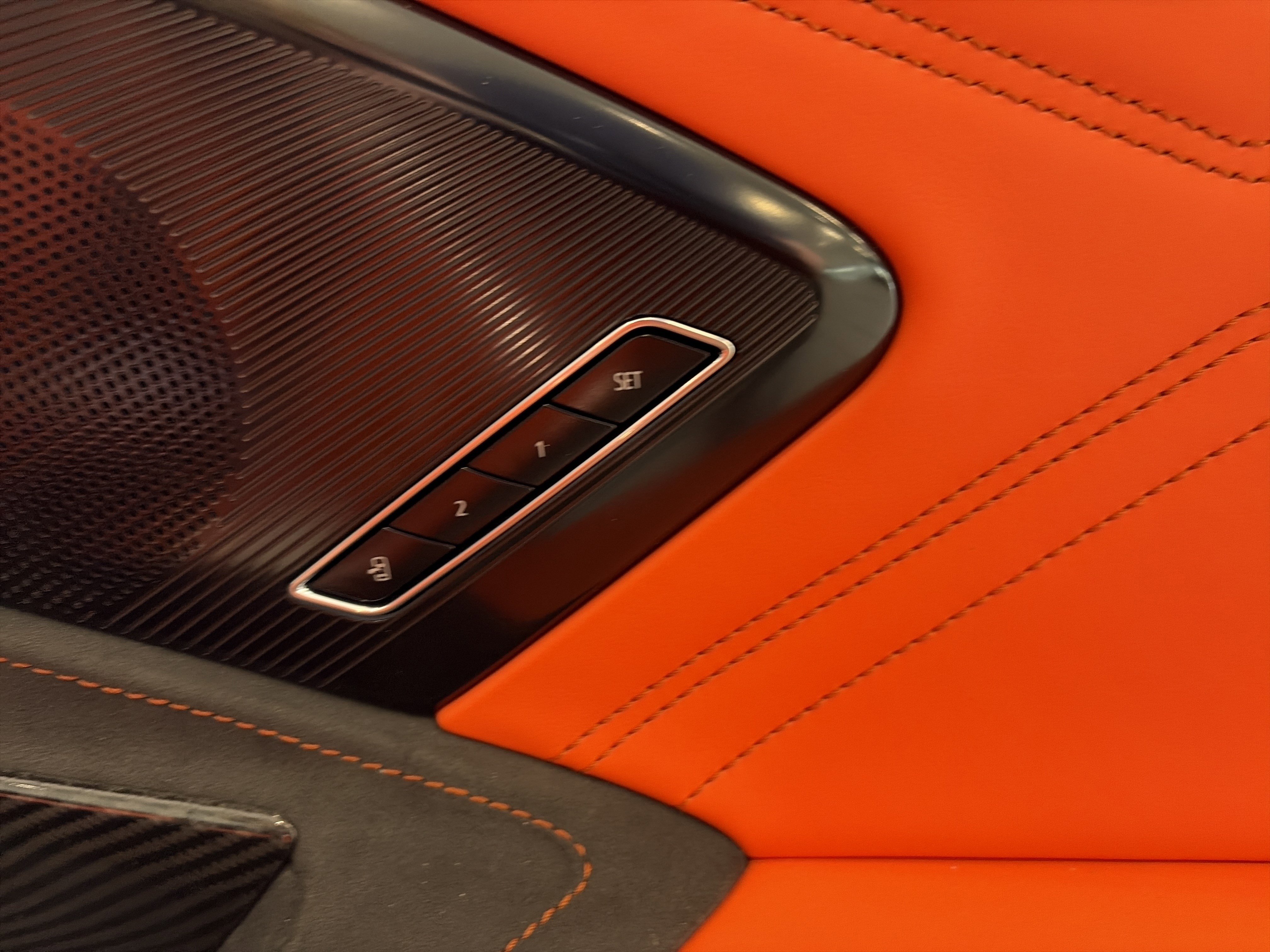 Used 2025 Chevrolet Corvette Z06 w/ Stealth Interior Trim Package RWD image 33