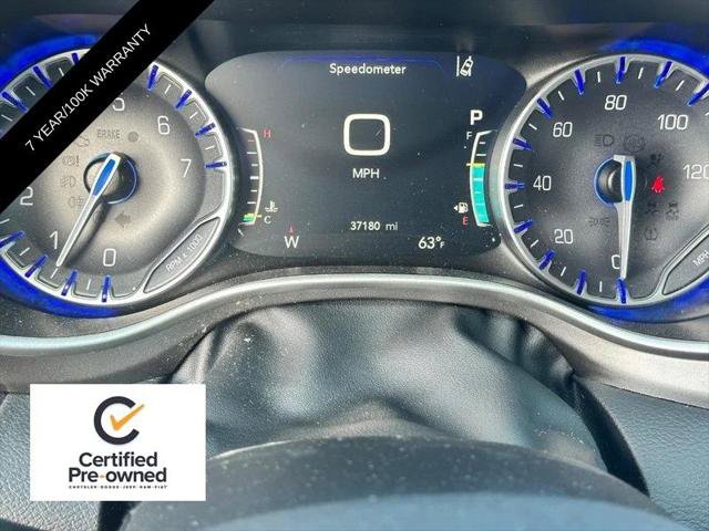 Certified 2024 Chrysler Pacifica Touring-L FWD image 22