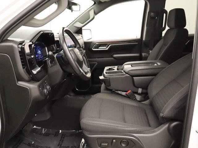 Used 2022 Chevrolet Silverado 1500 LT RWD image 16