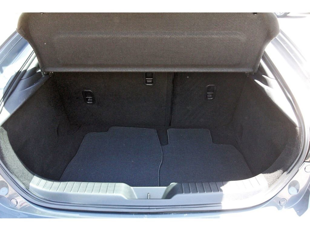 Certified 2023 MAZDA MAZDA3 s image 6