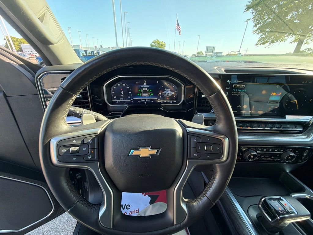 Certified 2022 Chevrolet Silverado 1500 LTZ AWD/4WD image 25