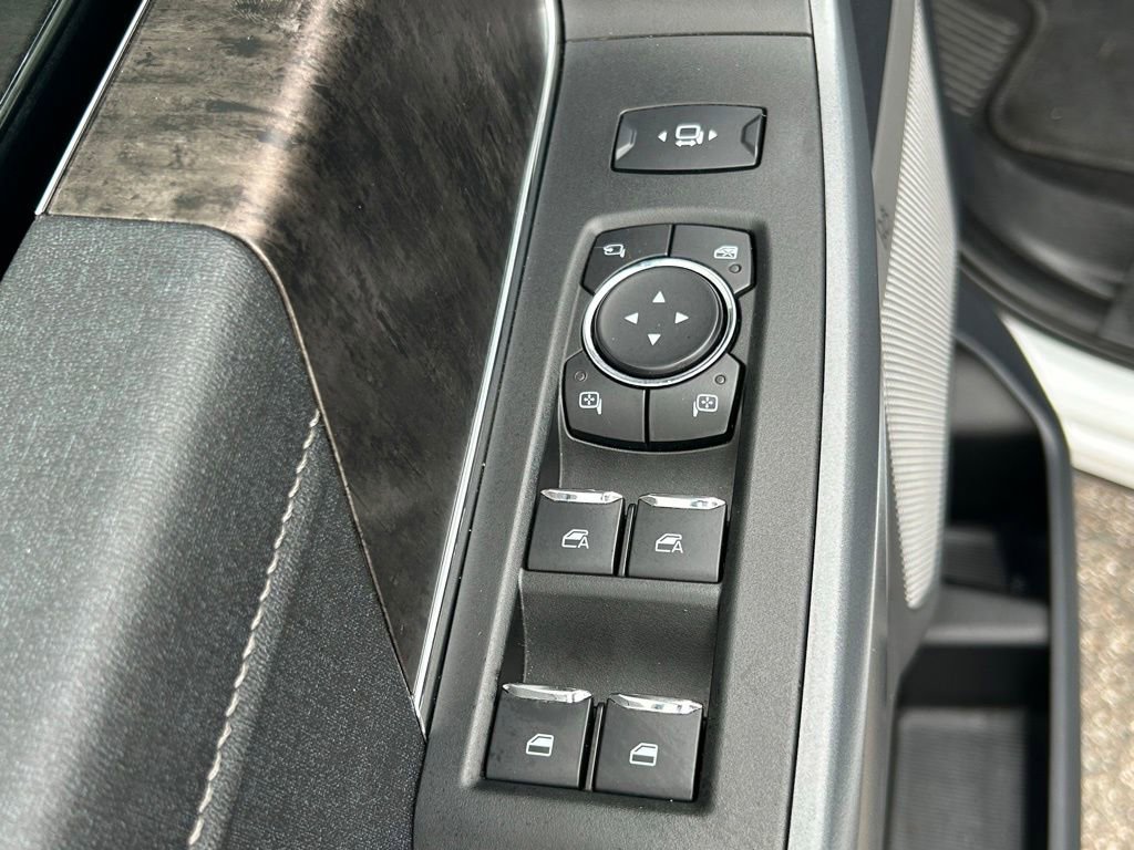 Used 2024 Ford F250 Lariat AWD/4WD image 19