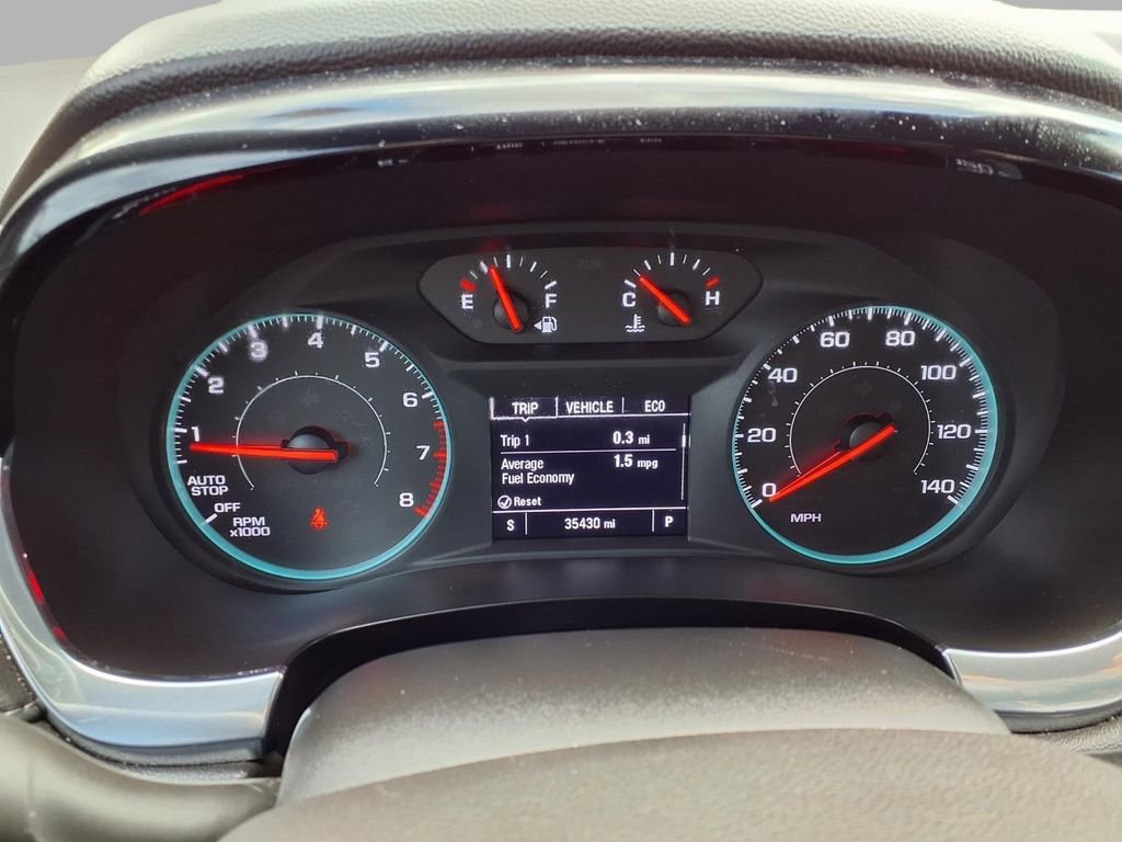 Used 2023 Chevrolet Traverse LT image 16