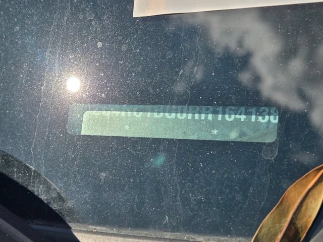 Used 2024 Chrysler Pacifica Touring-L FWD image 12