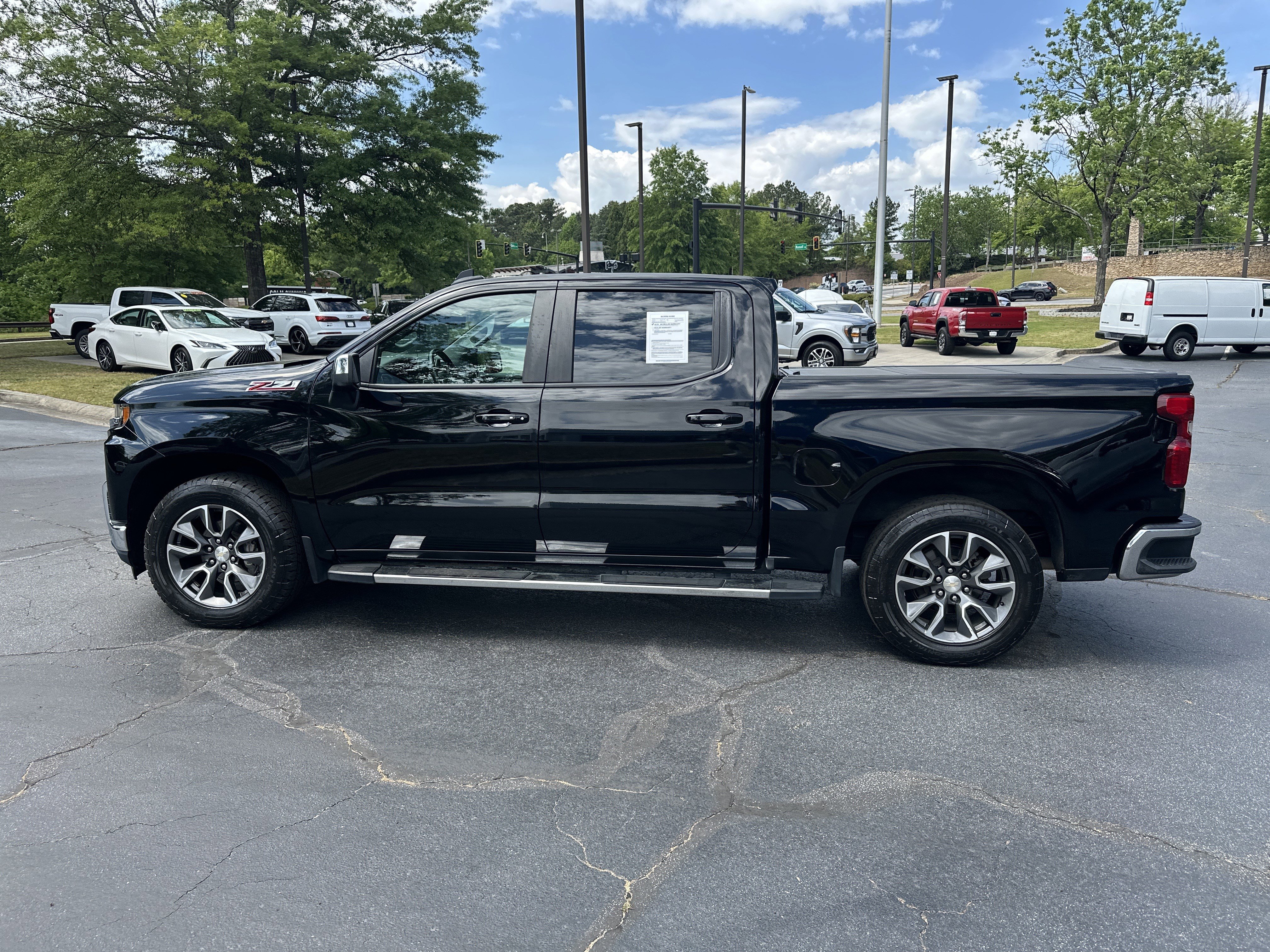Used 2020 Chevrolet Silverado 1500 LT w/ All-Star Edition AWD/4WD image 8
