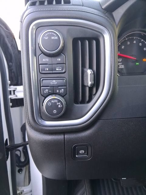 Used 2021 Chevrolet Silverado 1500 LT AWD/4WD image 13
