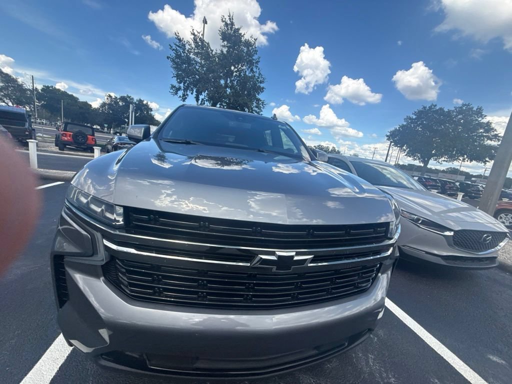 Used 2021 Chevrolet Suburban RST RWD image 17
