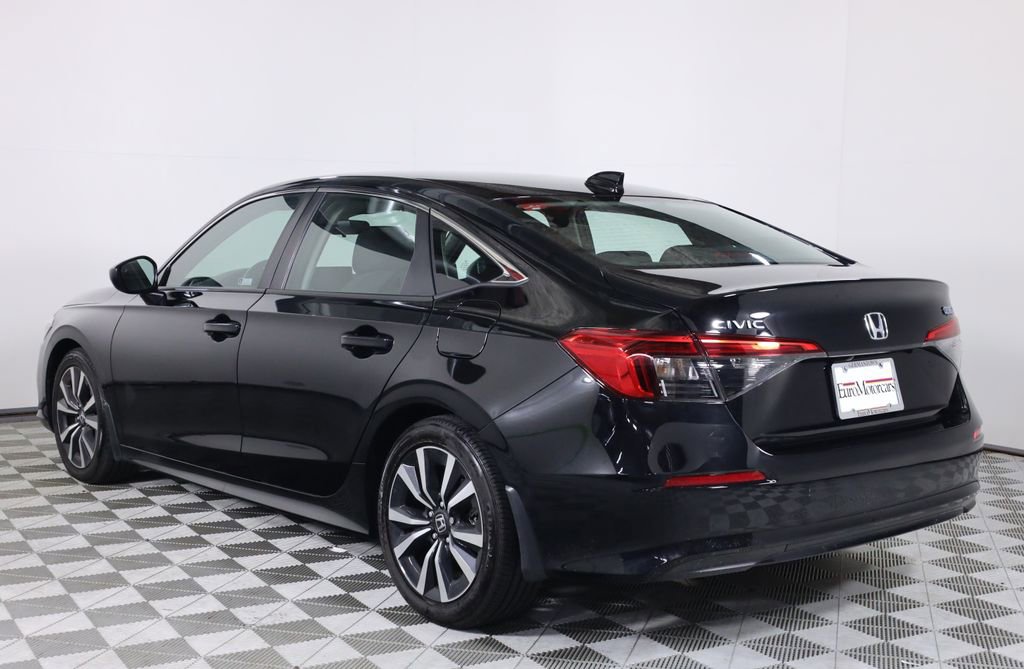 Used 2024 Honda Civic EX image 4
