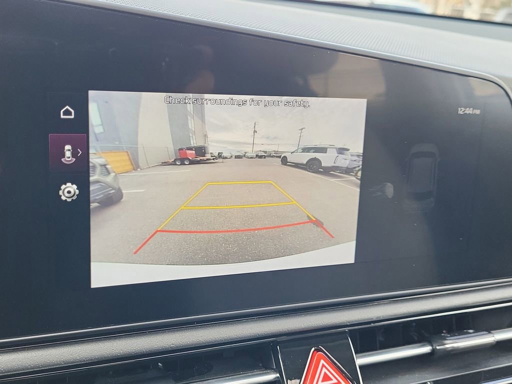 Certified 2023 Kia Niro EX Touring image 25