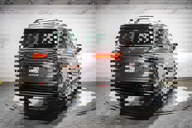 Certified 2023 Toyota Sienna Platinum image 5