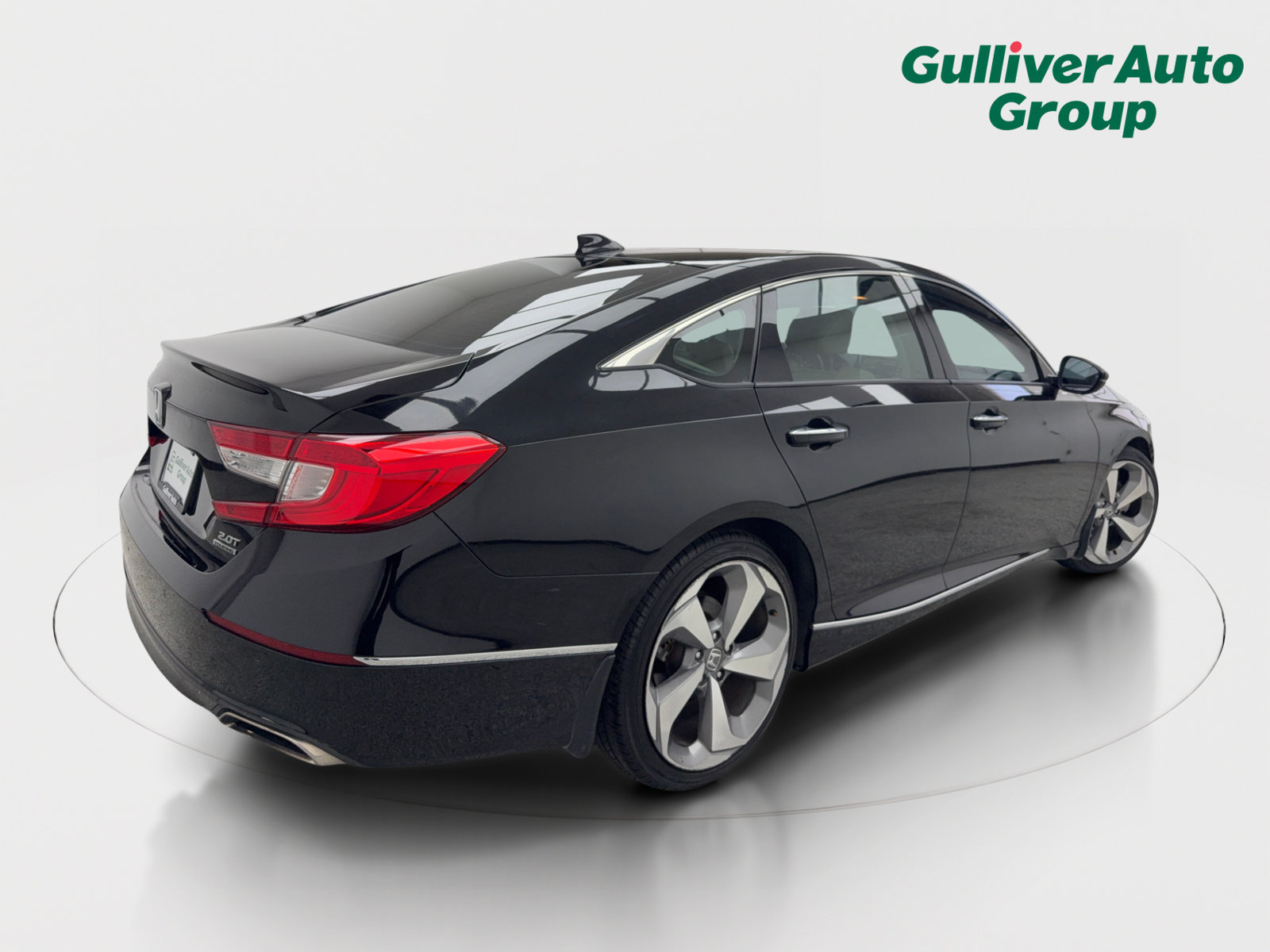 Used 2018 Honda Accord Touring image 9