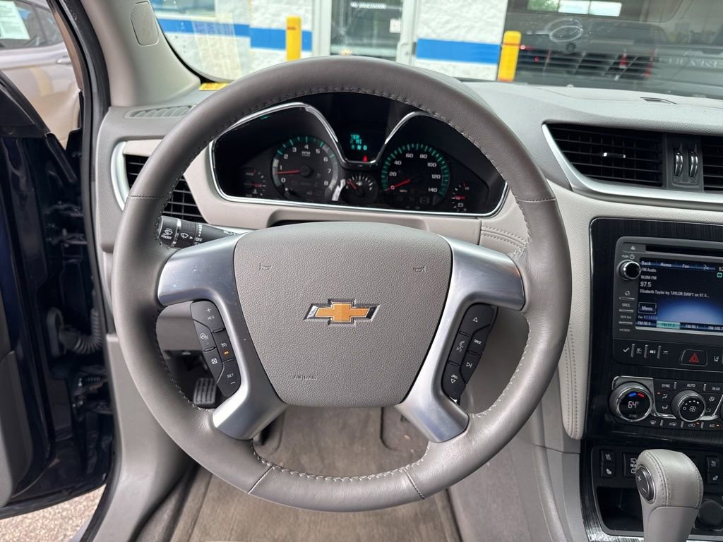 Used 2017 Chevrolet Traverse Premier FWD image 15