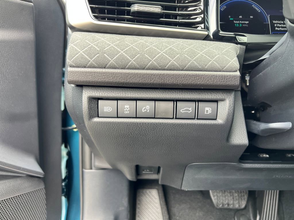 New 2026 Toyota Camry XLE AWD/4WD image 16