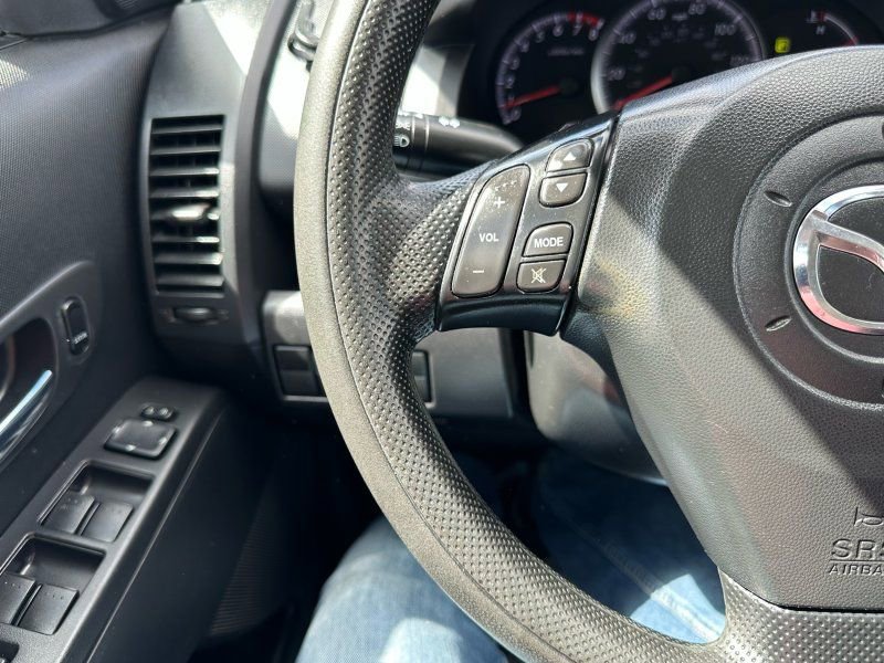 Used 2010 MAZDA MAZDA5 Sport image 14