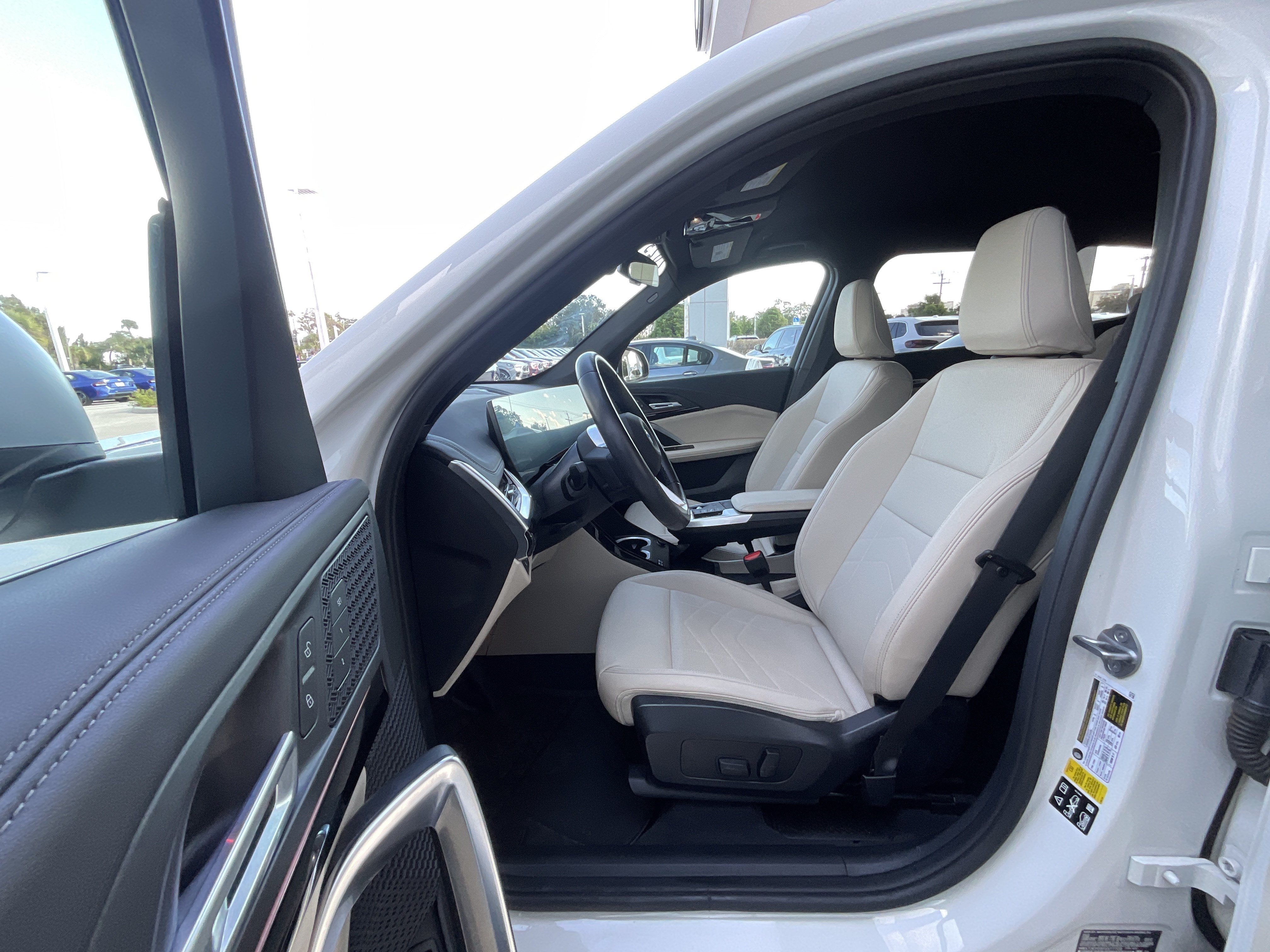 Certified 2023 BMW X1 xDrive28i w/ Convenience Package AWD/4WD image 9
