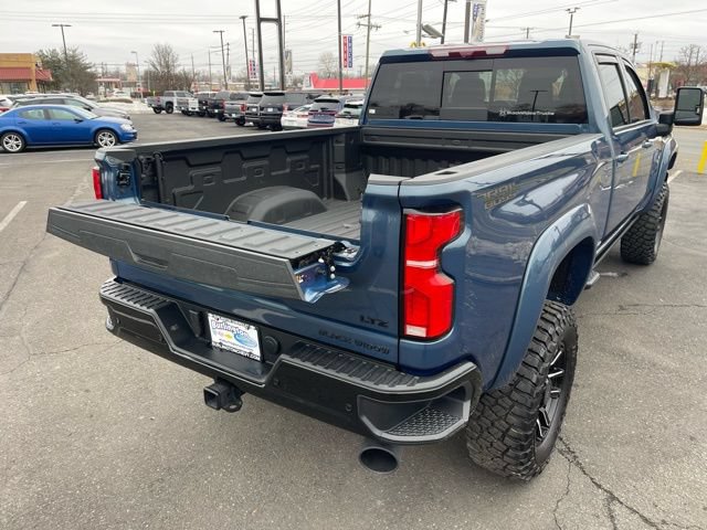 Used 2025 Chevrolet Silverado 2500 LTZ w/ Trail Boss Package AWD/4WD image 10