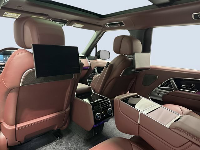 Used 2024 Land Rover Range Rover Long Wheelbase Autobiography AWD/4WD image 32