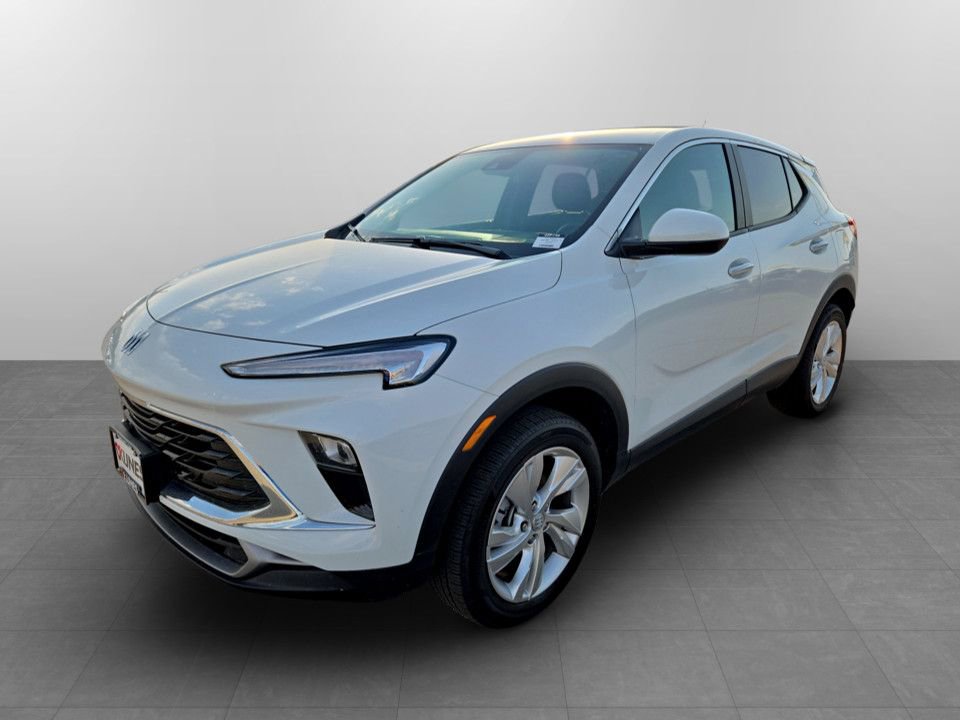 Used 2025 Buick Encore GX Preferred AWD/4WD image 12