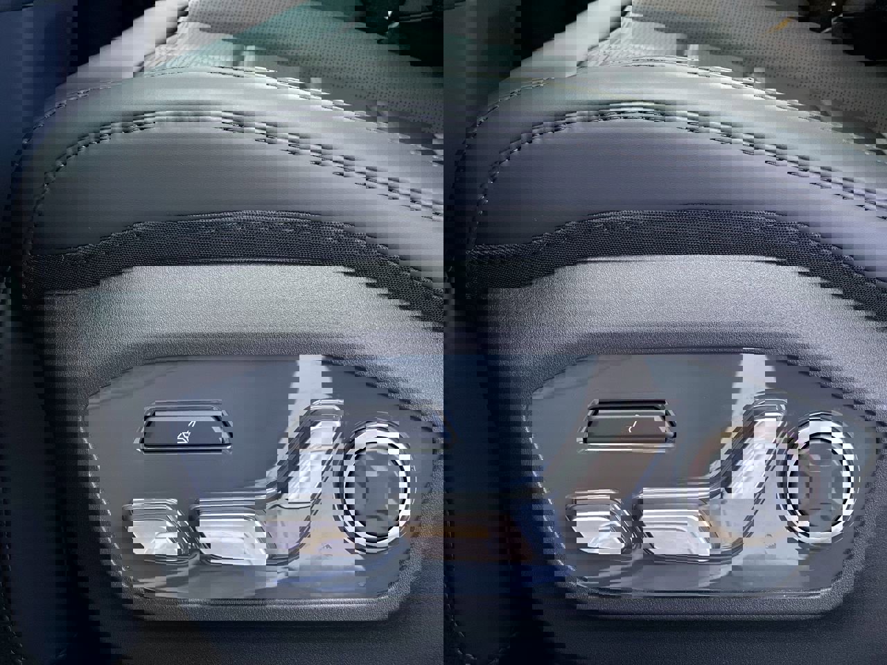 New 2026 Kia EV9 Land image 17