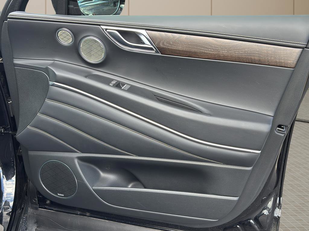 Used 2024 Genesis GV80 3.5T w/ Advanced Package image 38