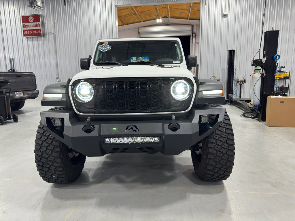 Used 2024 Jeep Wrangler Willys image 24