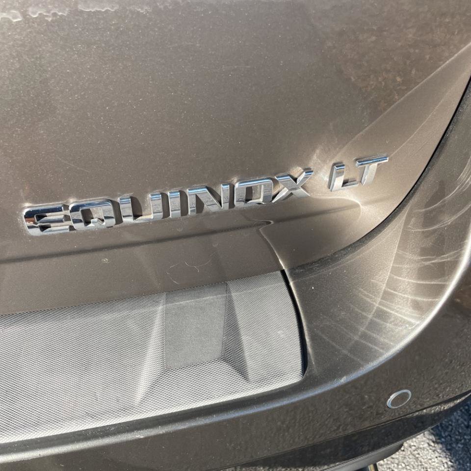 Used 2011 Chevrolet Equinox LT w/ Chrome Appearance Package image 35