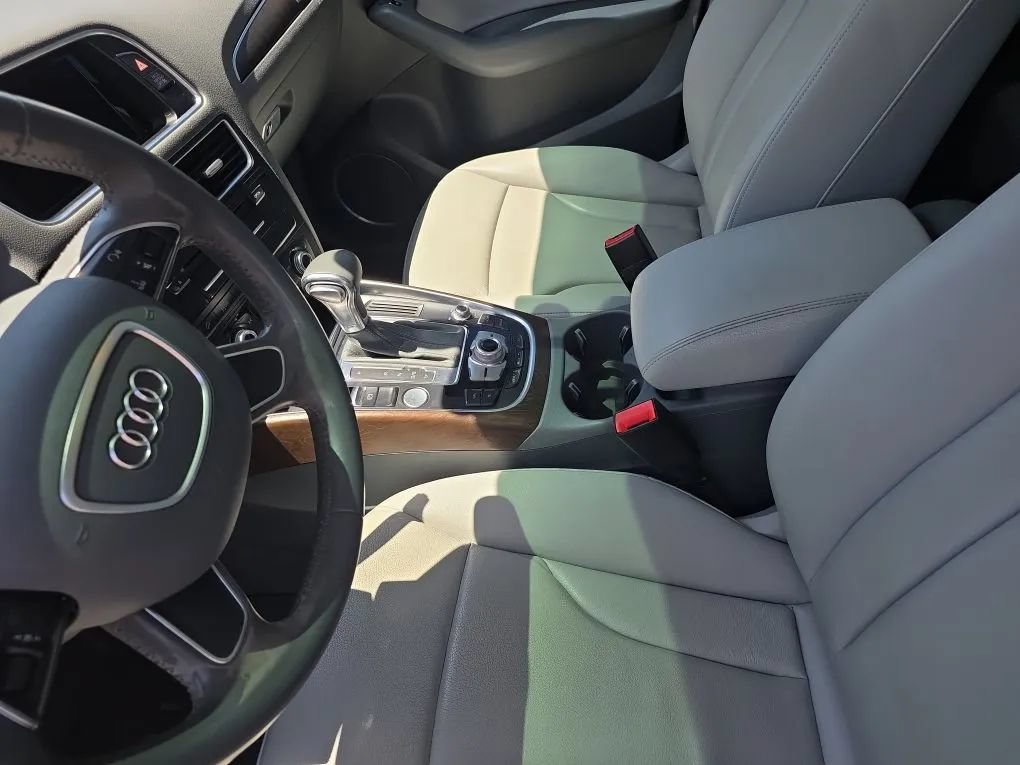 Used 2016 Audi Q5 2.0T Premium Plus w/ Technology Package AWD/4WD image 20