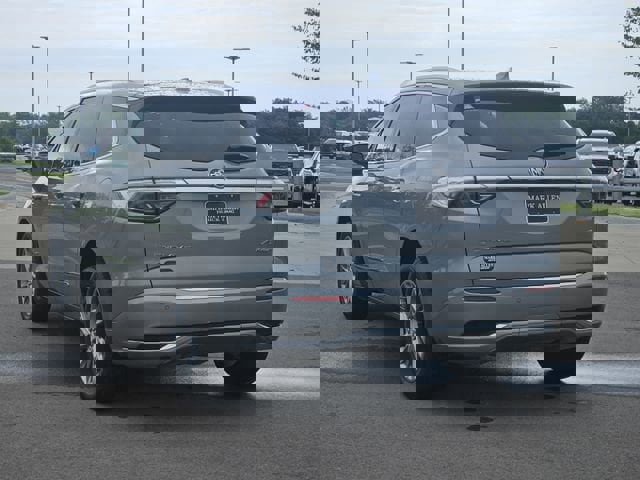 Used 2024 Buick Enclave Avenir w/ Avenir Technology Package image 5