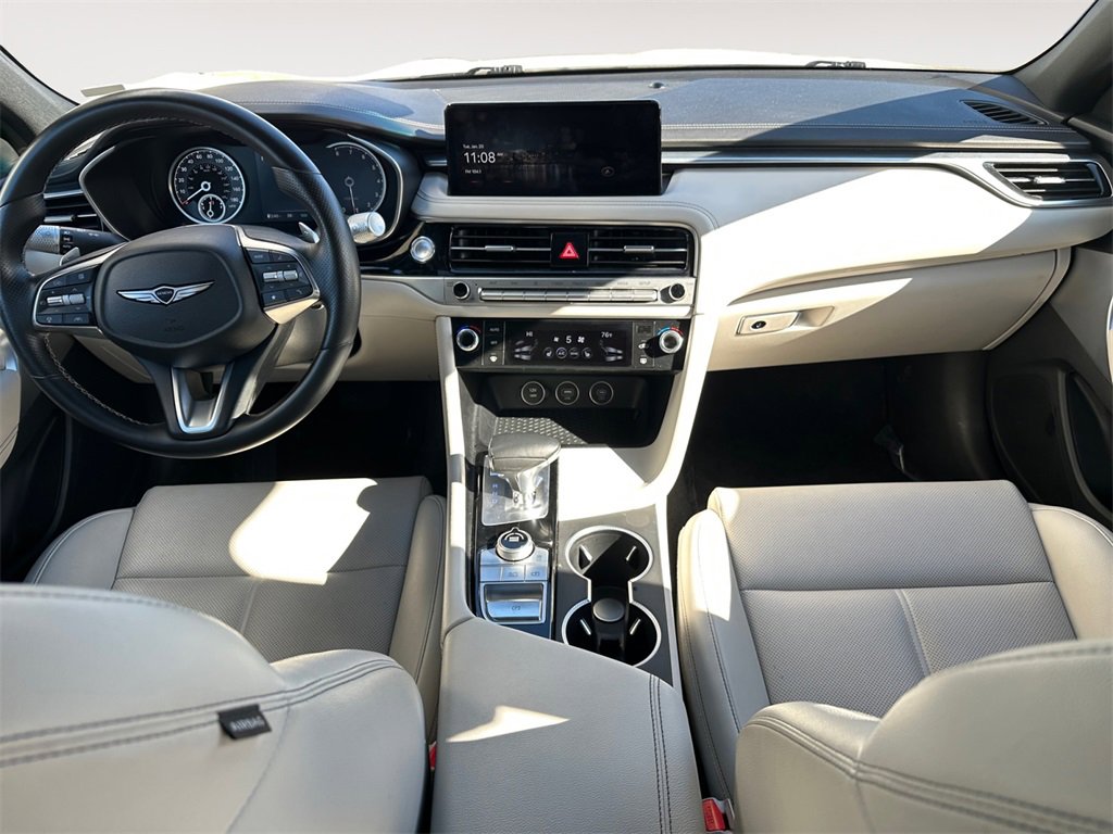 Used 2024 Genesis G70 2.5T image 10