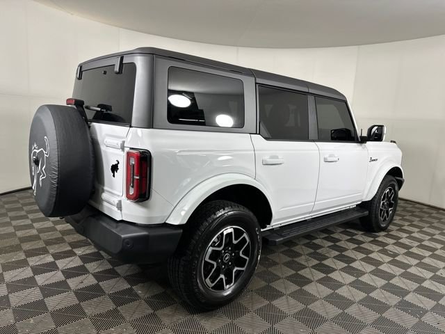 Used 2023 Ford Bronco Outer Banks image 3