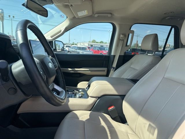 Used 2024 Ford Expedition Max XLT image 35