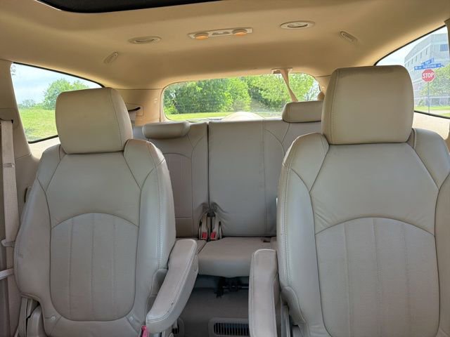 Used 2012 Buick Enclave Leather AWD/4WD image 17