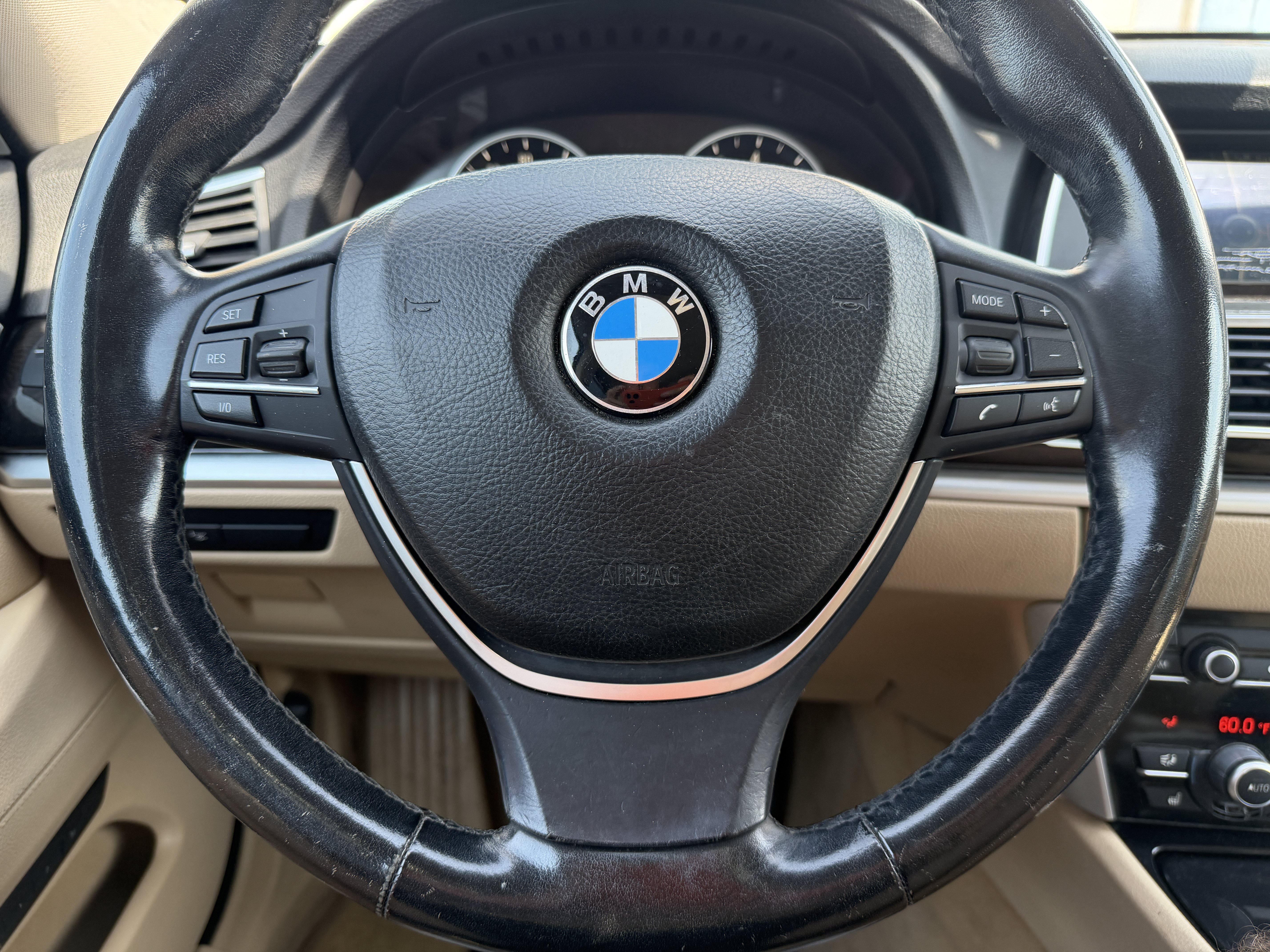 Used 2012 BMW 550i Gran Turismo xDrive w/ Driver Assistance Pkg AWD/4WD image 21