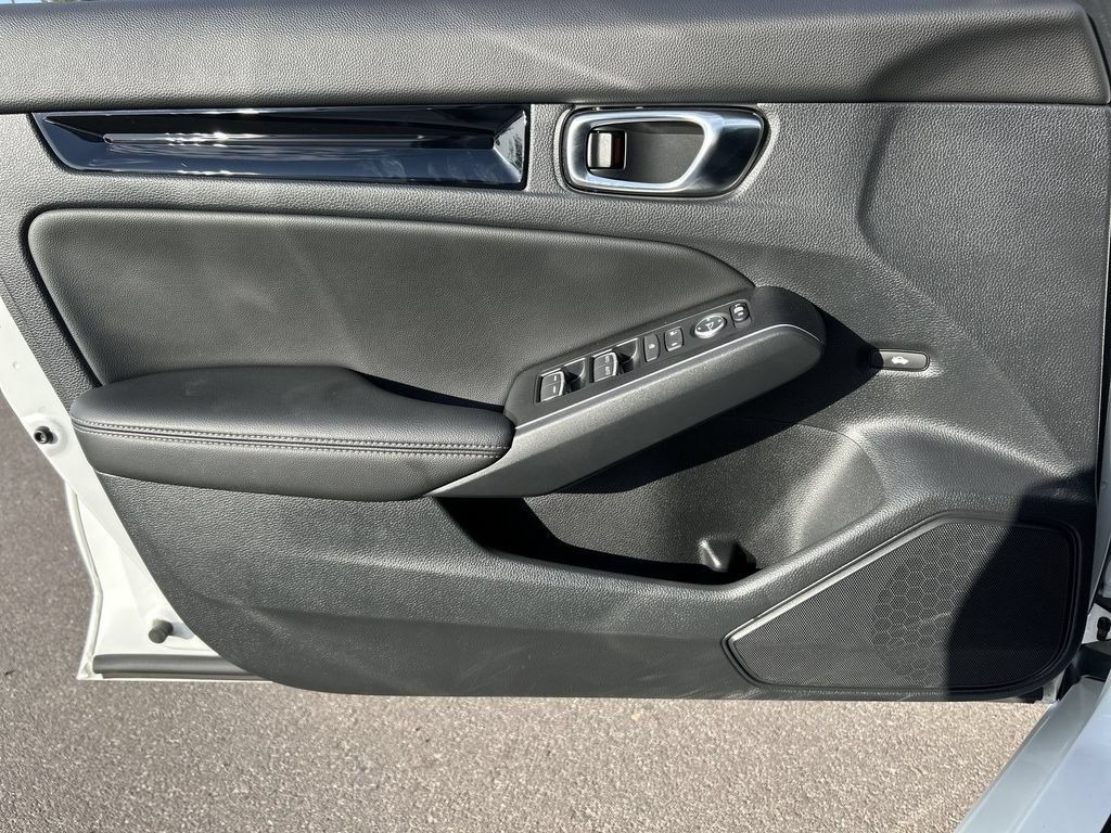 Used 2022 Honda Civic Touring image 23