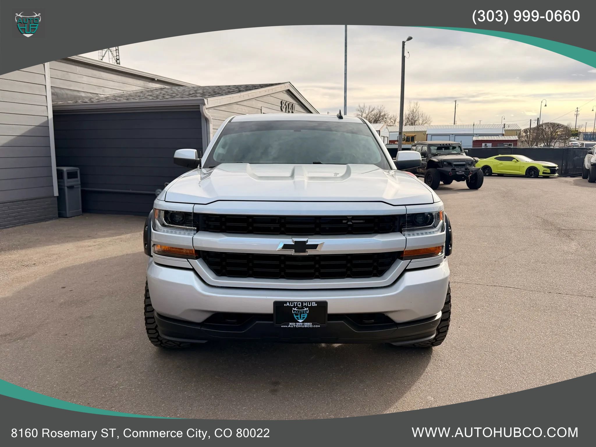 Used 2018 Chevrolet Silverado 1500 Custom w/ Custom Convenience Package AWD/4WD image 3