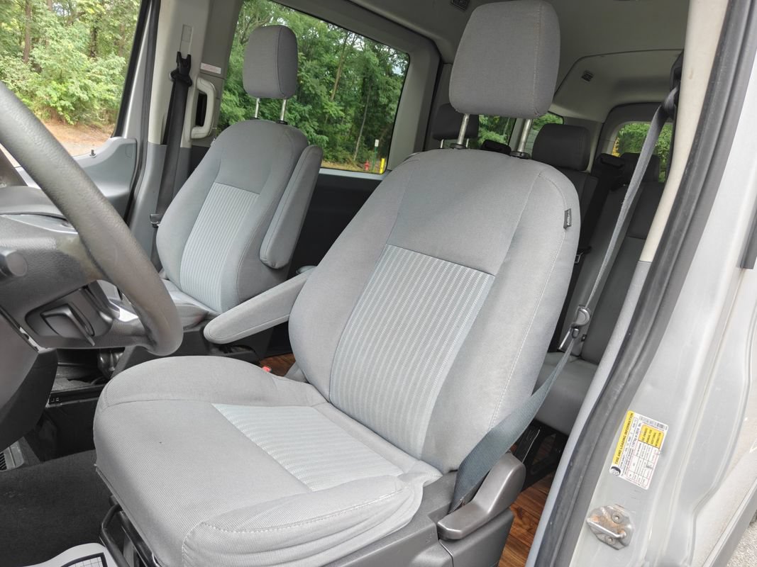 Used 2016 Ford Transit 350 XLT RWD image 13