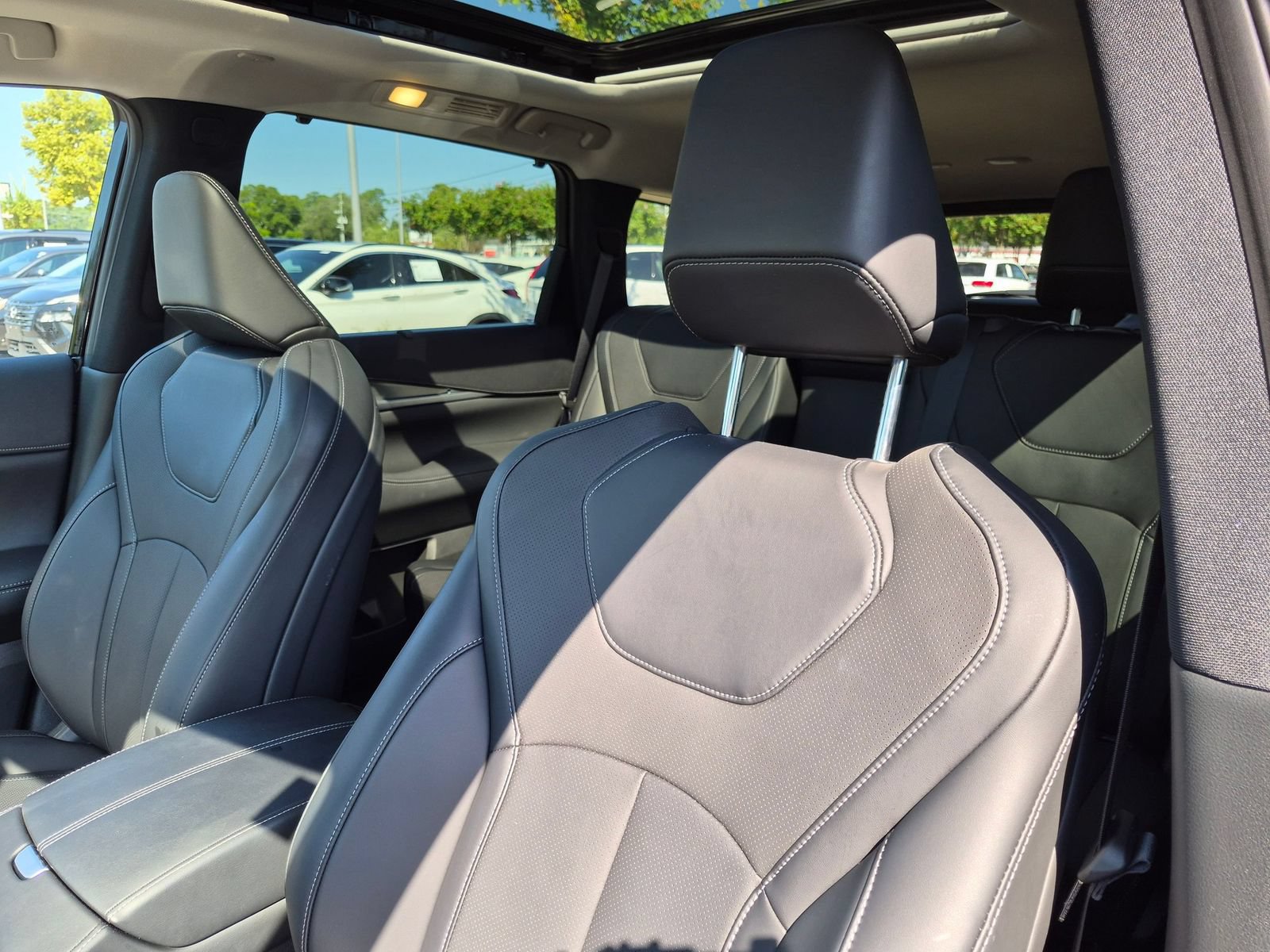 Used 2026 INFINITI QX60 Luxe w/ Cargo Package FWD image 15