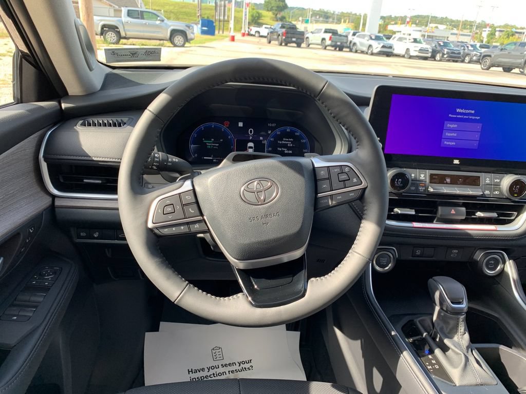 New 2026 Toyota Grand Highlander AWD image 16
