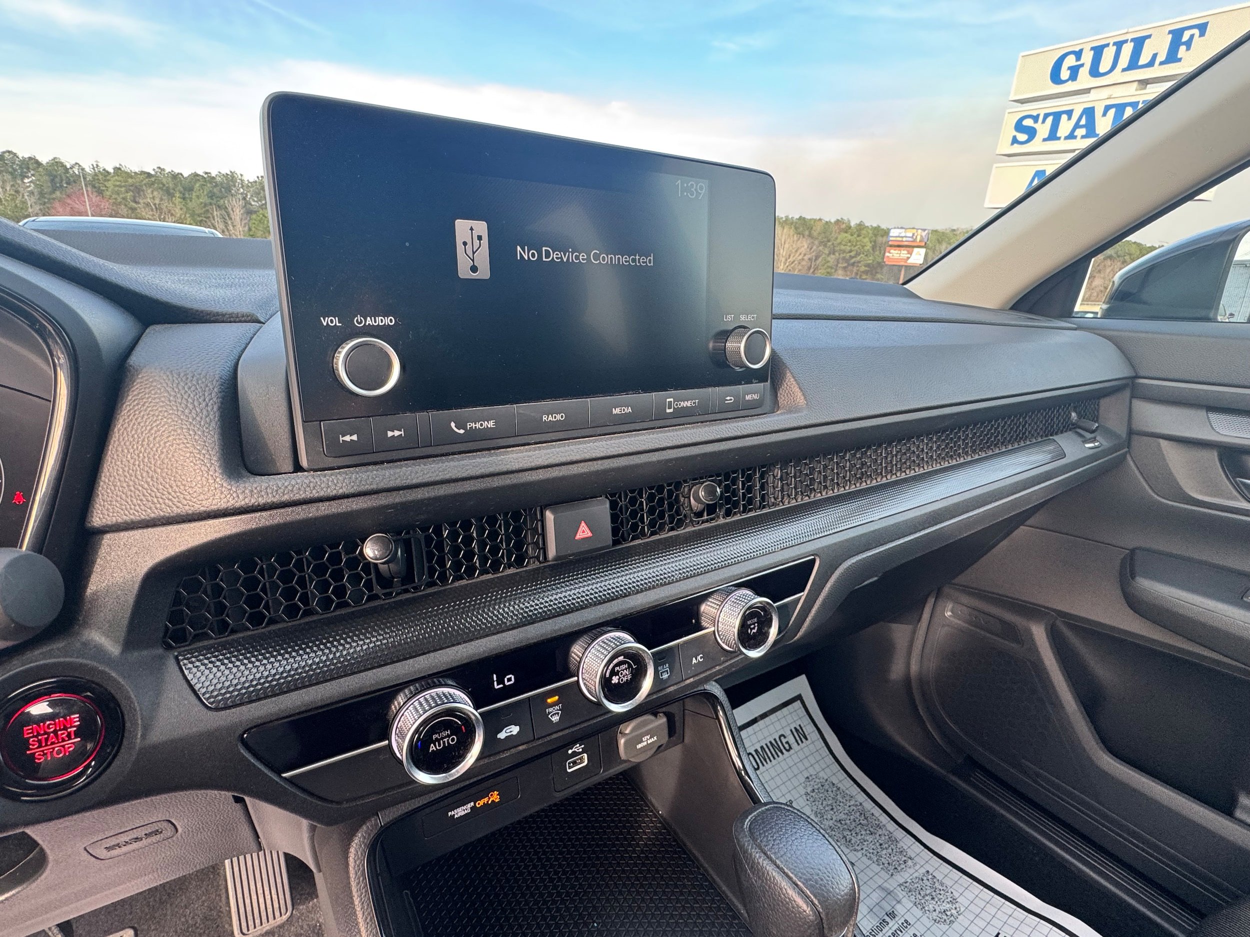 Used 2025 Honda CR-V LX image 21