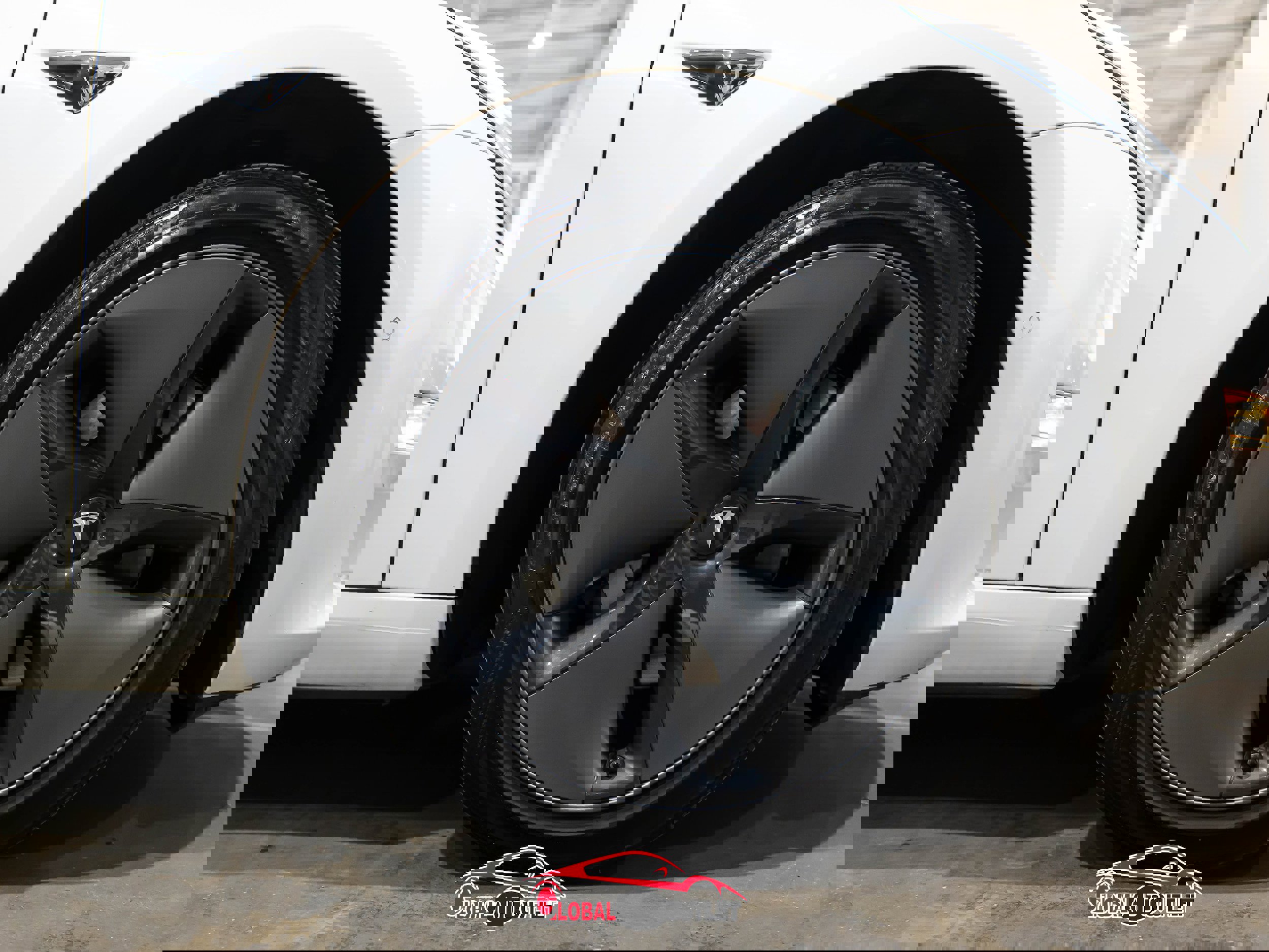 Used 2019 Tesla Model 3 Standard Range Plus image 10