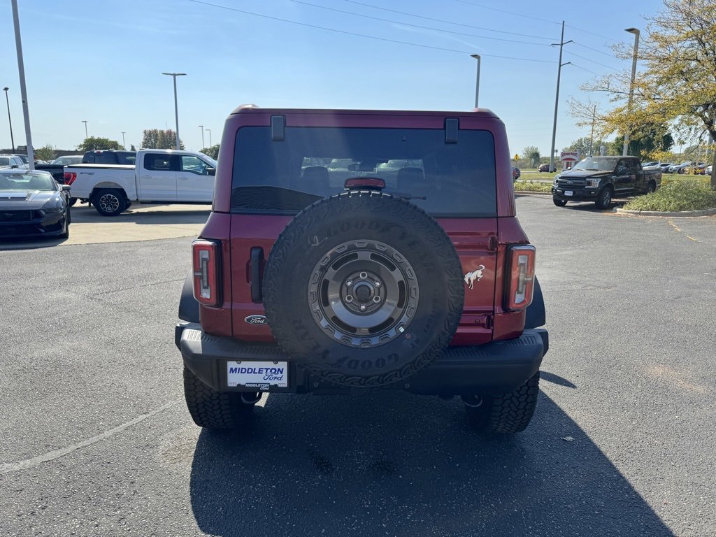 New 2025 Ford Bronco Badlands image 6