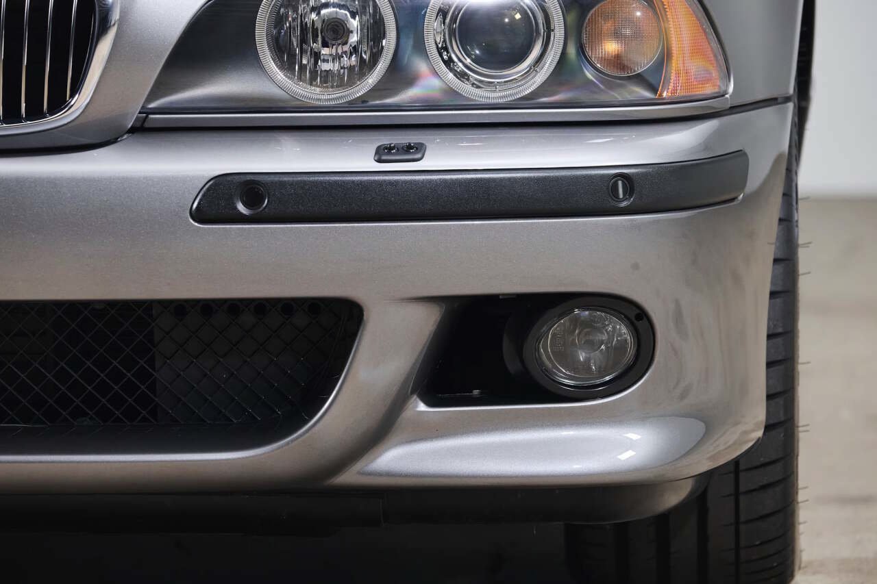 Used 2003 BMW M5 RWD image 16