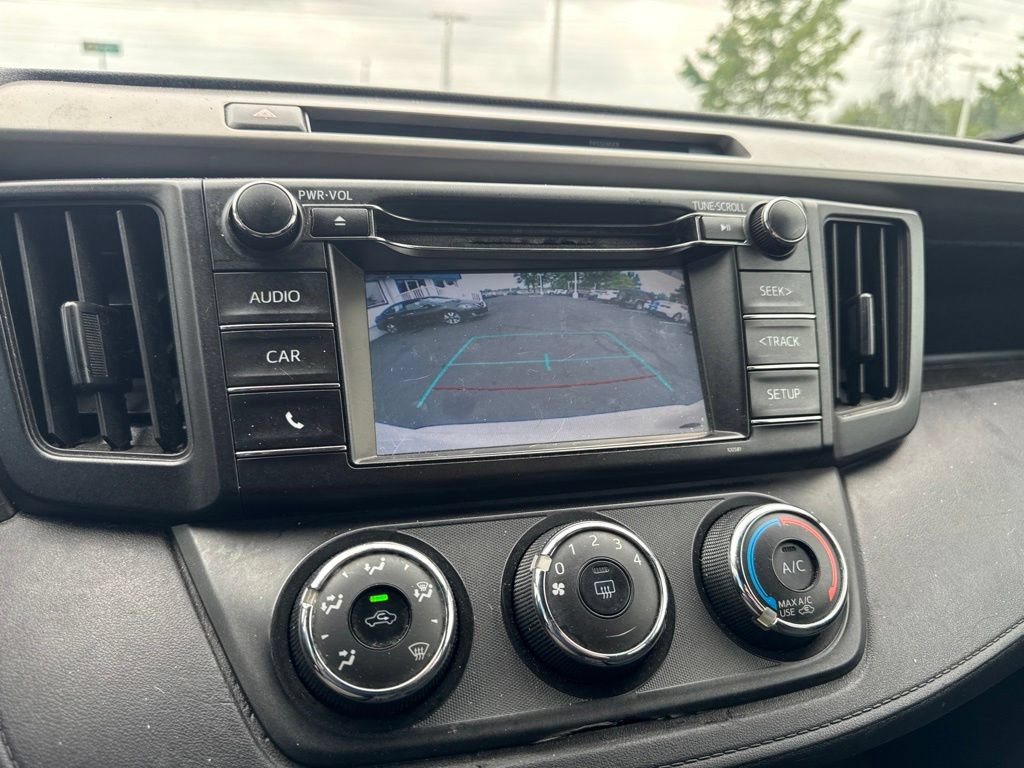 Used 2016 Toyota RAV4 LE AWD/4WD image 21