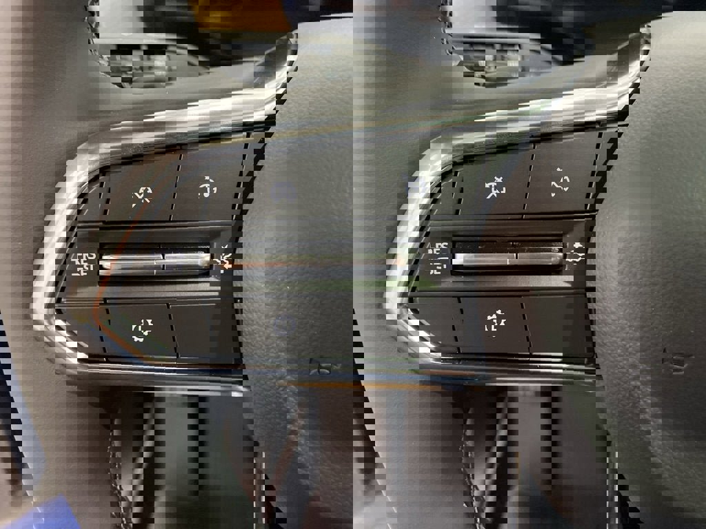 New 2026 Chevrolet Equinox ACTIV w/ Convenience Package III image 24