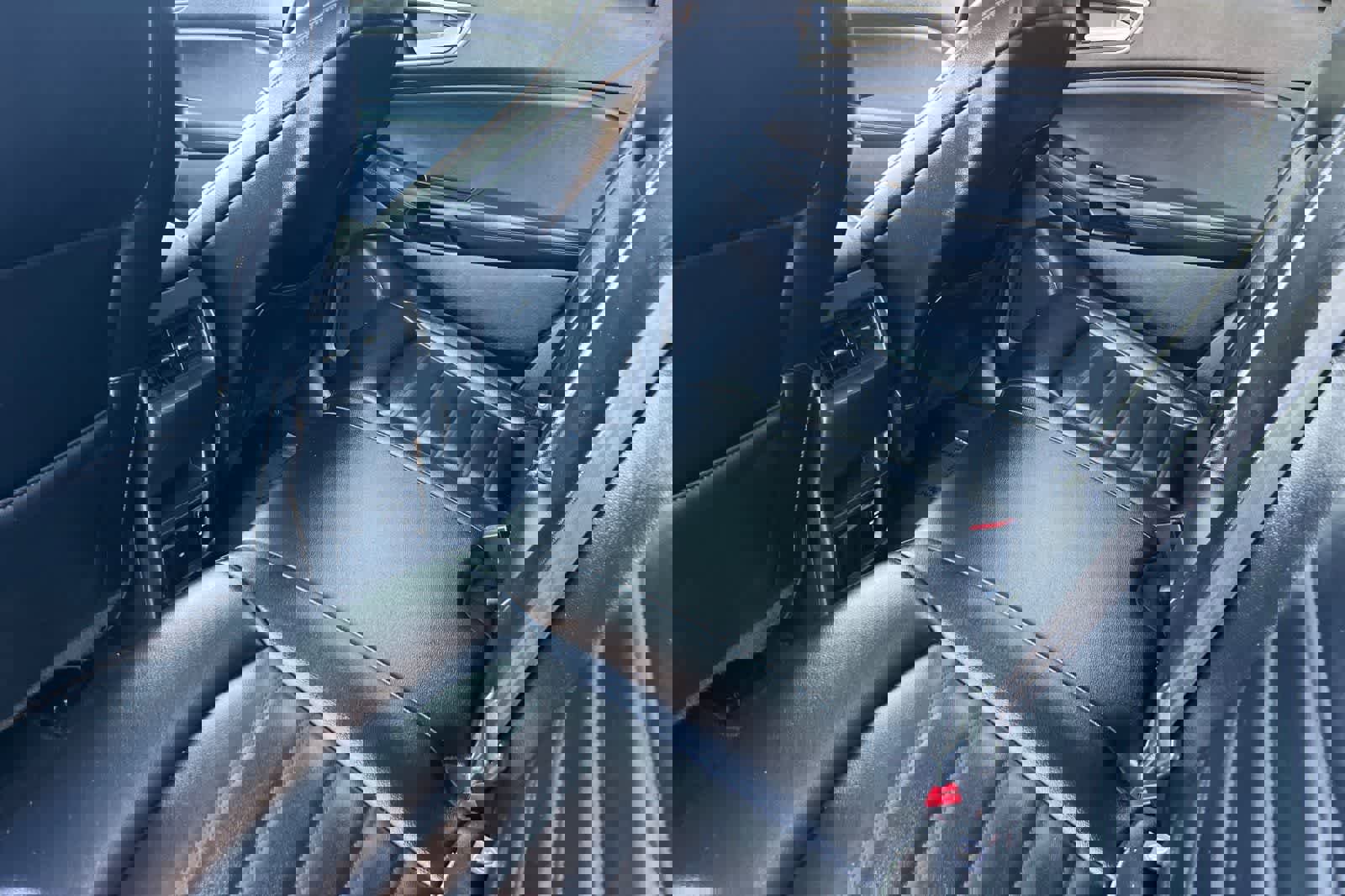 Used 2020 Ford Edge SEL w/ Convenience Package image 5